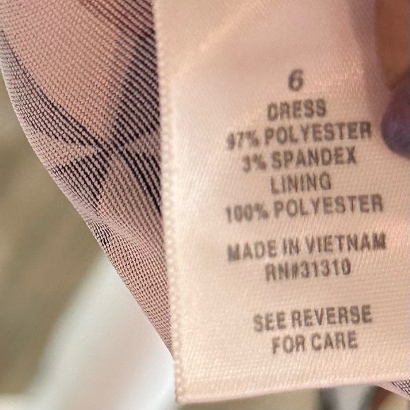 Dress Barn Eye-Catching, Geometric Dress - Size 6, Perfect for Any Occasion! - Picture 12 of 14